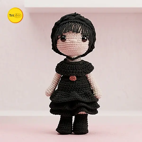 Receita de Amigurumi Wandinha - PDF Ilustrado